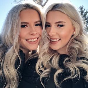 Meet your Poshers, Heather & Ashleigh.